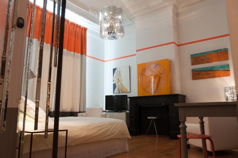 B&B Maison Az Saint-Gilles Экстерьер фото